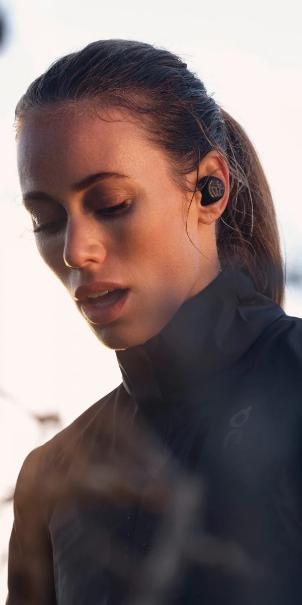 Beoplay E8 Sport | Bang Speaker